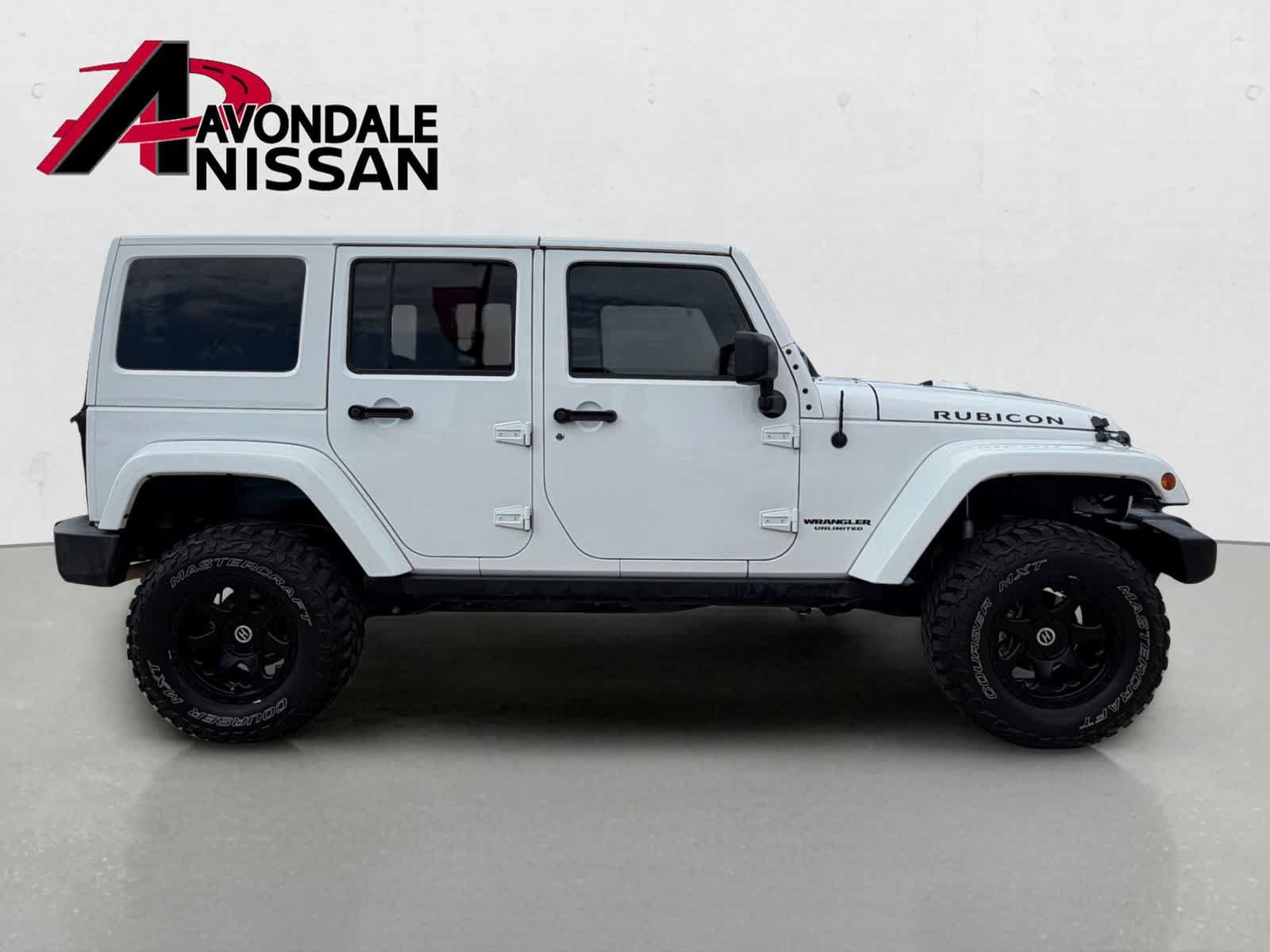 Used 2017 Jeep Wrangler Unlimited Rubicon w/ Connectivity Group AWD/4WD image 7