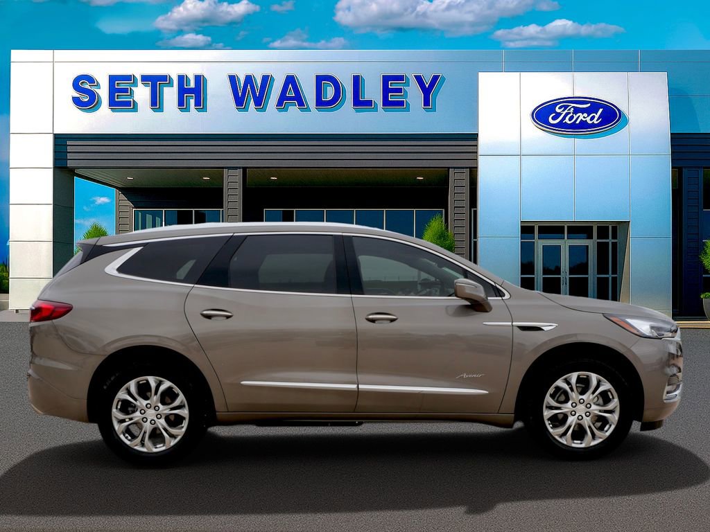 Used 2020 Buick Enclave Avenir w/ Avenir Technology Package FWD image 2