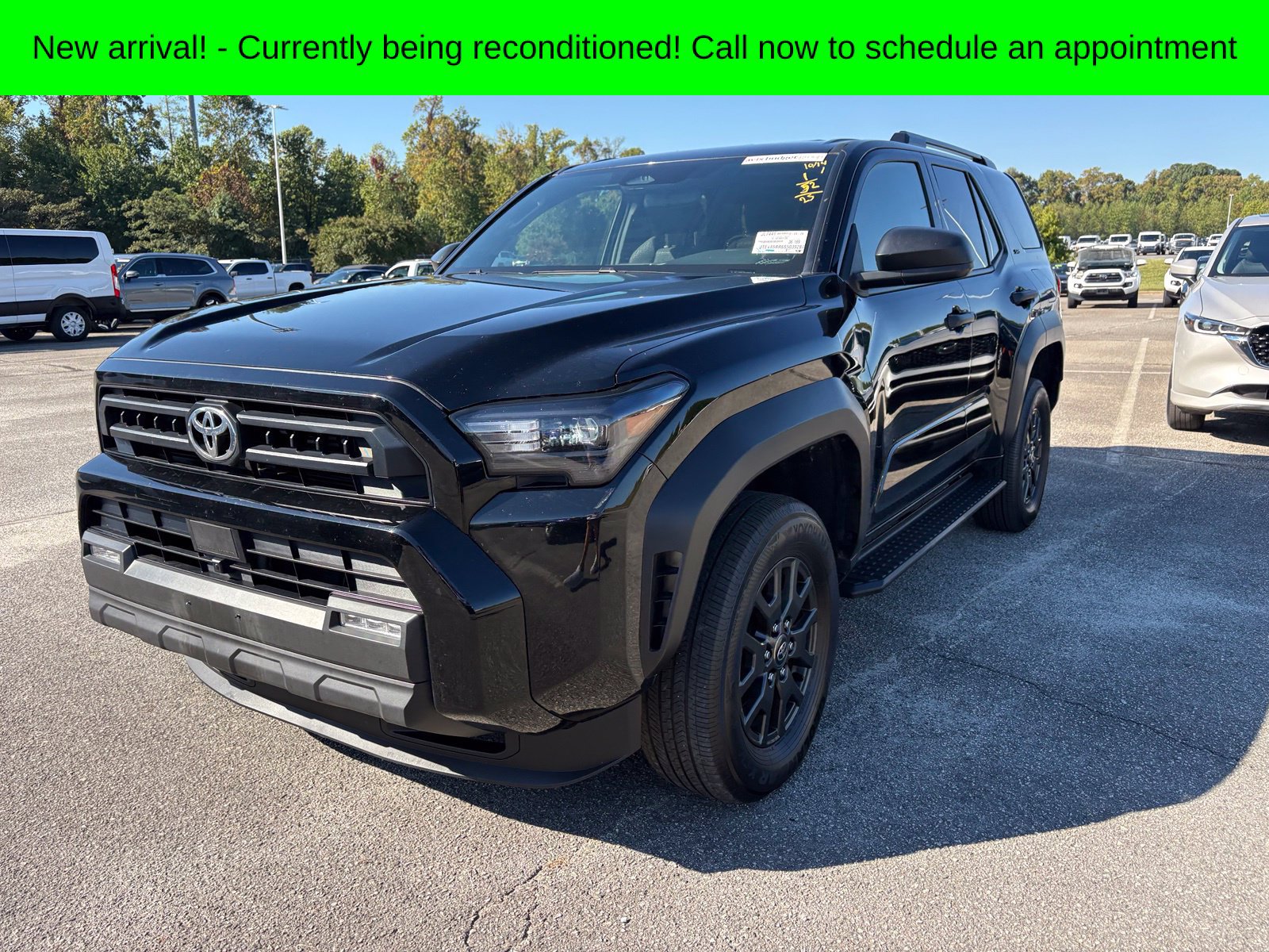 Used 2025 Toyota 4Runner SR5 AWD/4WD image 11