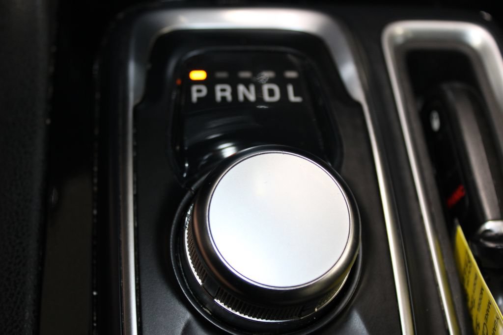 Used 2023 Chrysler 300 Touring AWD/4WD image 39