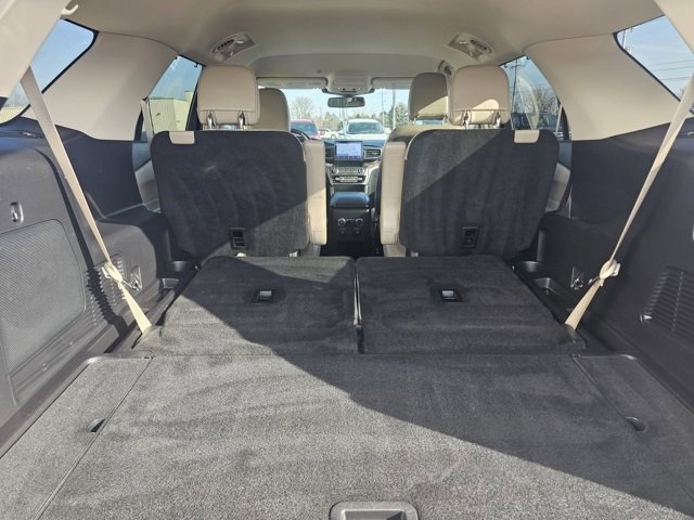 Used 2020 Ford Explorer Limited image 19