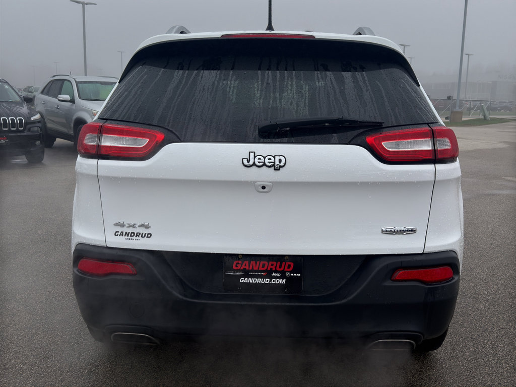 Used 2017 Jeep Cherokee Latitude w/ Comfort/Convenience Group image 7