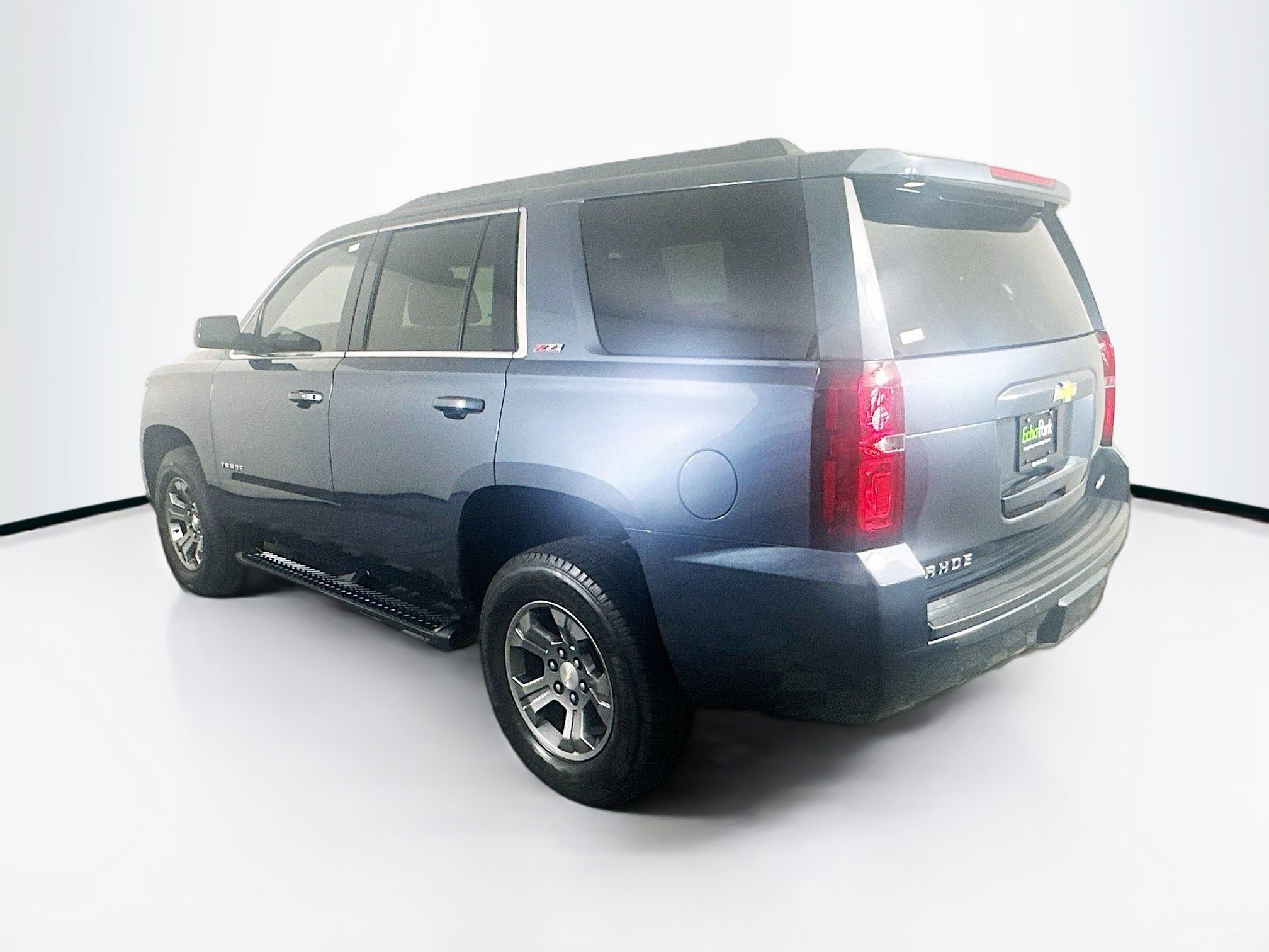 Used 2020 Chevrolet Tahoe LT w/ Luxury Package AWD/4WD image 5