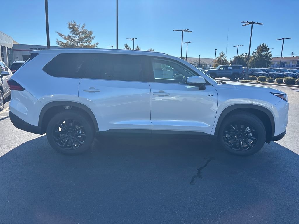 New 2026 Toyota Grand Highlander XLE image 6