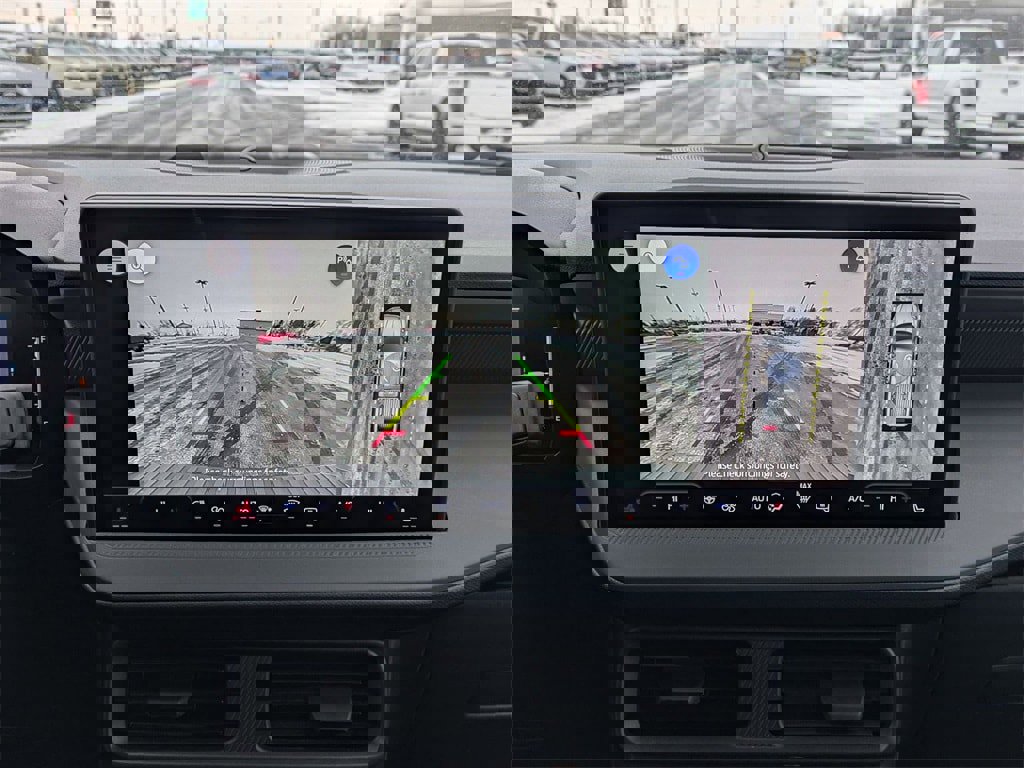 New 2026 Ford Maverick Lariat w/ Black Appearance Package image 15