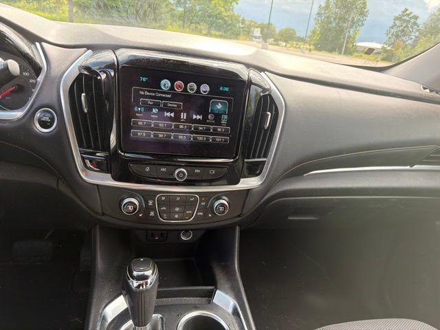 Used 2018 Chevrolet Traverse LT AWD/4WD image 12