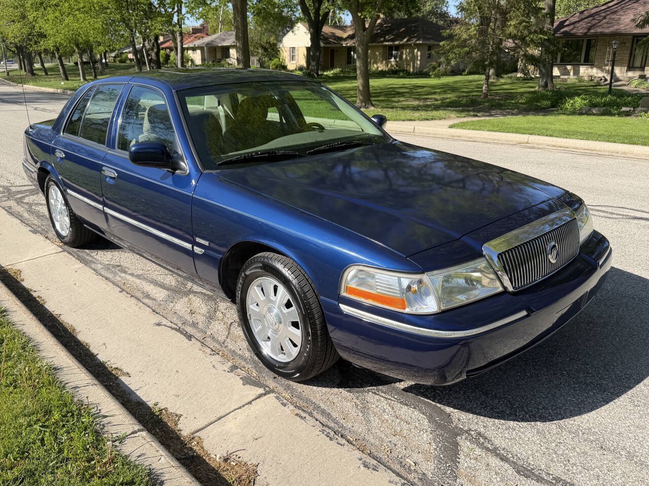 Used 2005 Mercury Grand Marquis LS RWD image 7