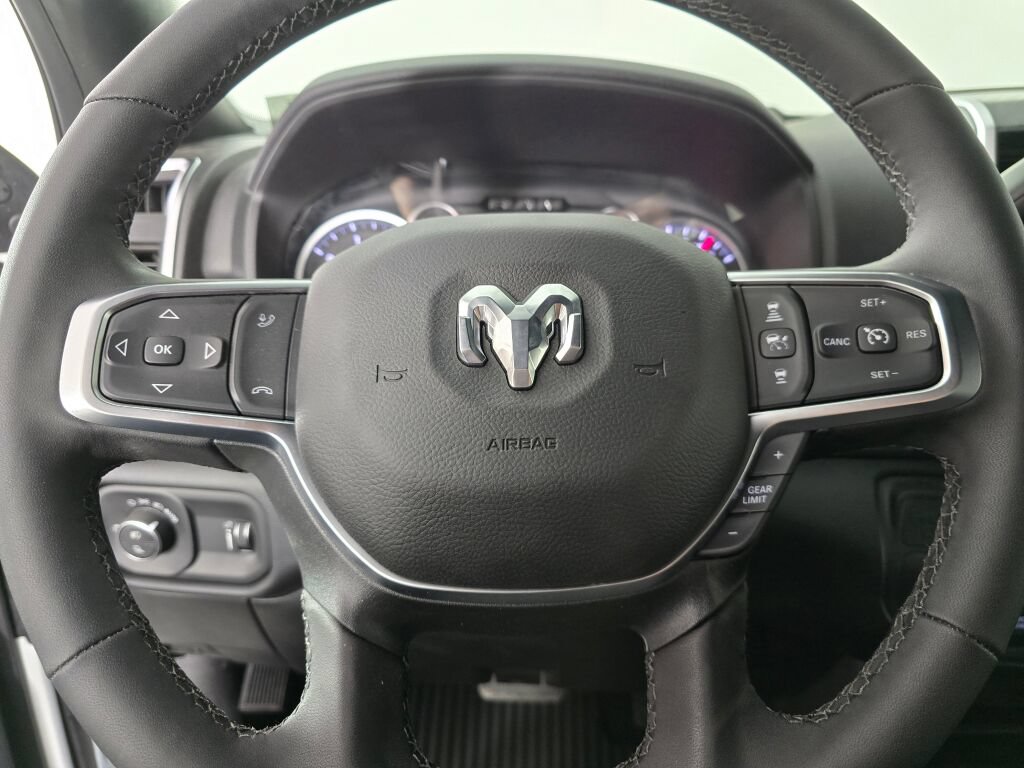New 2026 RAM 3500 Big Horn AWD/4WD image 16