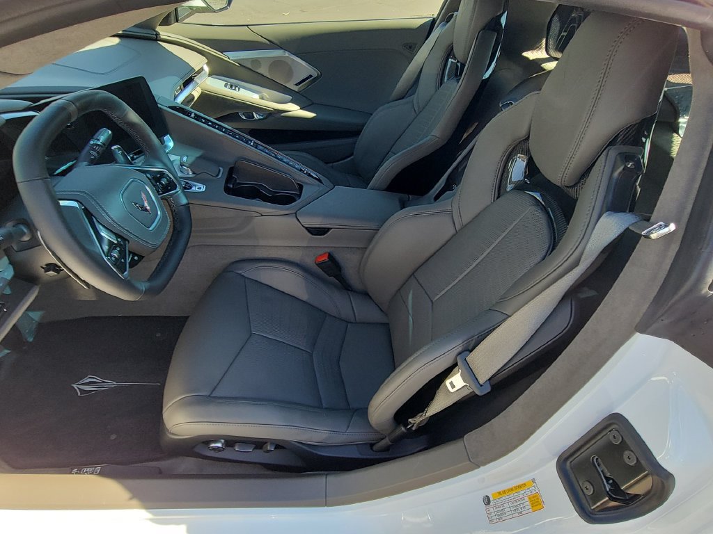 Used 2025 Chevrolet Corvette Stingray Premium Cpe RWD image 20