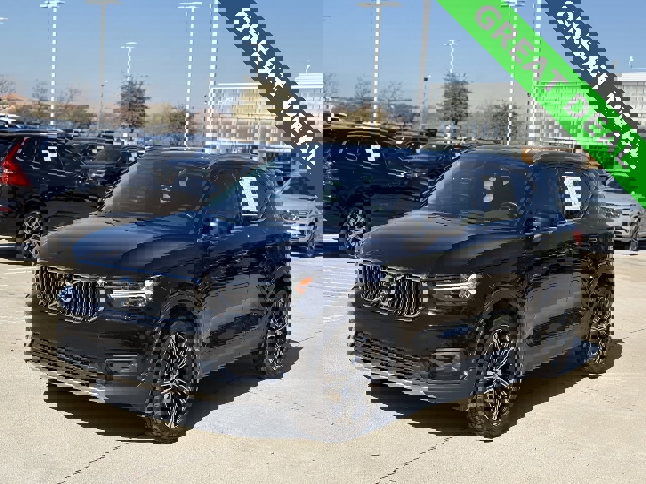 Used 2021 Volvo XC40 T5 Inscription w/ Protection Package Premier image 4