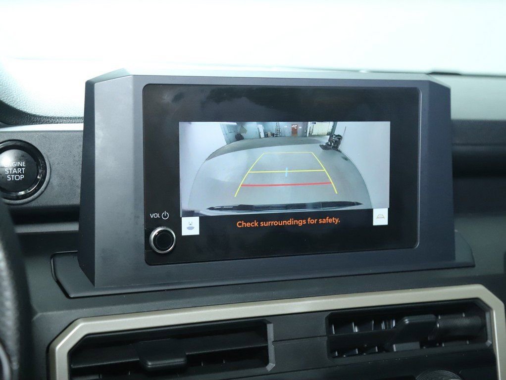 Used 2024 Toyota Tacoma SR image 28