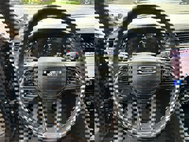 Certified 2022 Jeep Grand Cherokee L Overland image 18