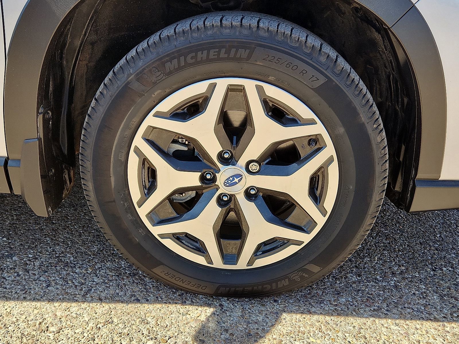 Used 2023 Subaru Forester Premium image 7