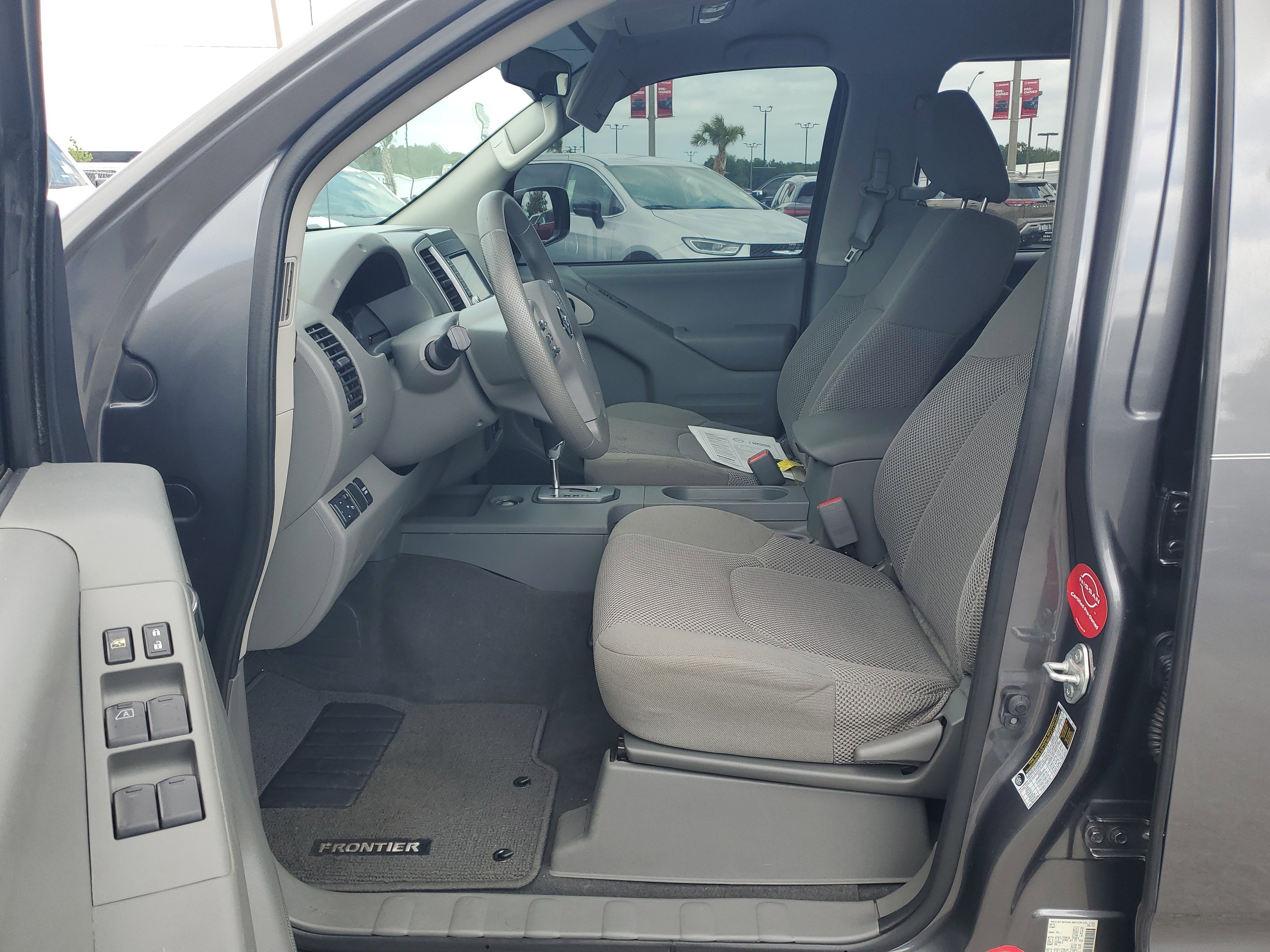 Certified 2021 Nissan Frontier SV RWD image 11