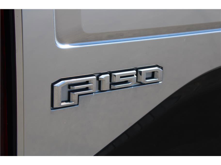 Used 2015 Ford F150 Platinum w/ Technology Package image 48