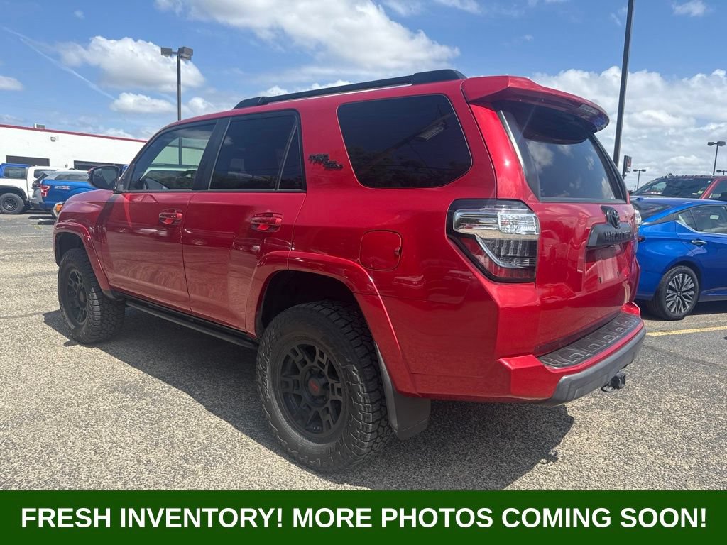 Used 2019 Toyota 4Runner TRD Off-Road Premium AWD/4WD image 4
