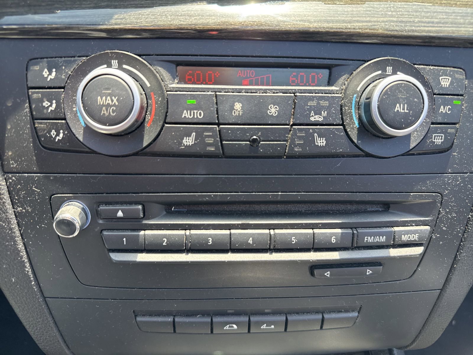 Used 2013 BMW 135i Convertible RWD image 36