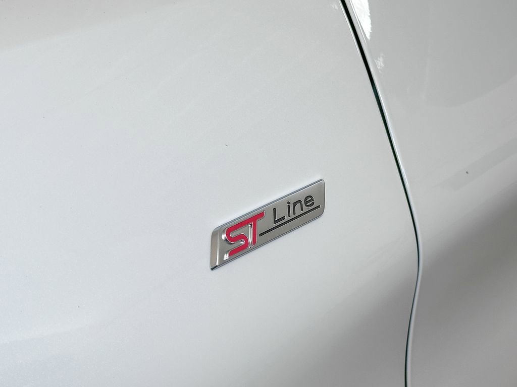 New 2025 Ford Explorer ST-Line w/ ST-Line Street Pack image 19