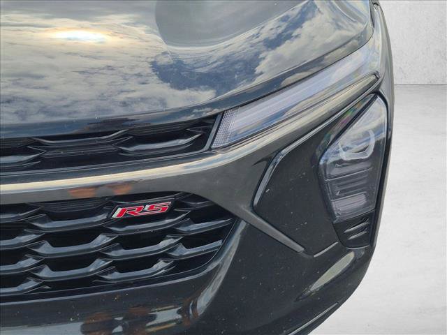 Used 2024 Chevrolet Trax RS w/ Driver Confidence Package FWD image 9