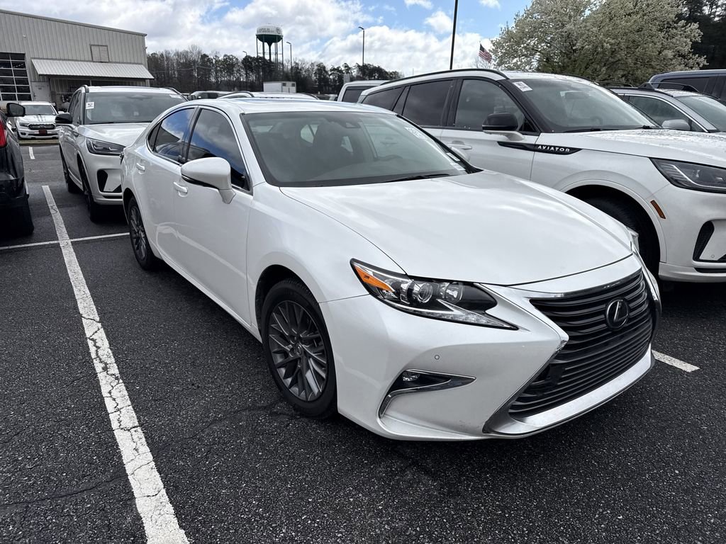 Used 2018 Lexus ES 350 w/ Premier Package image 2