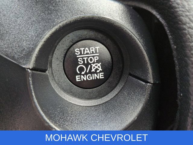 Used 2021 Jeep Compass Latitude w/ Sun and Sound Group AWD/4WD image 18