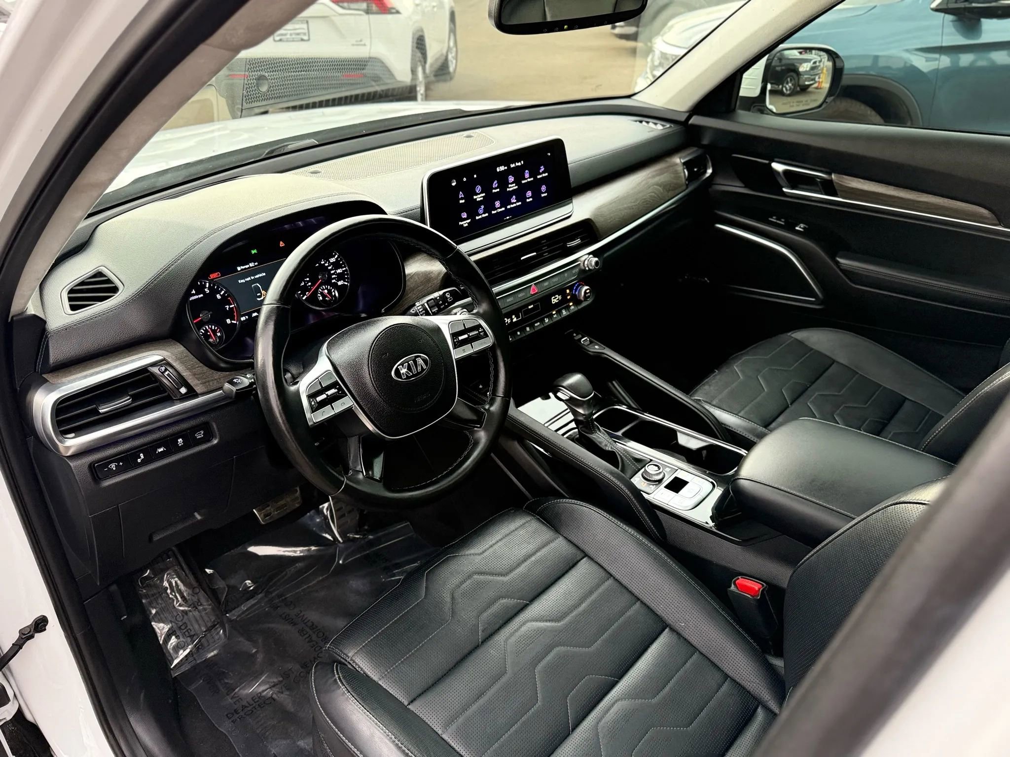 Used 2021 Kia Telluride SX w/ SX Prestige Package image 11