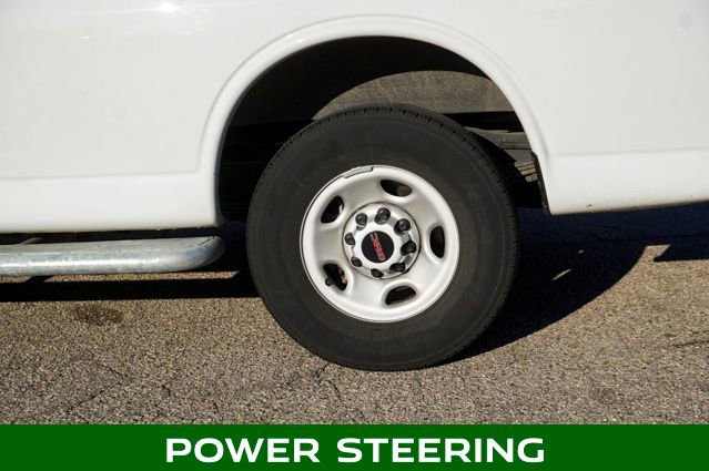 Used 2024 GMC Savana 2500 w/ Driver Convenience Package image 7