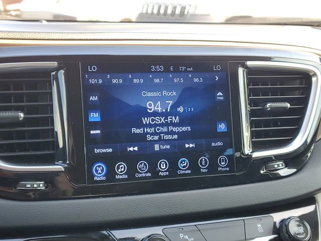 Used 2017 Chrysler Pacifica Touring-L Plus w/ Tire & Wheel Group image 22