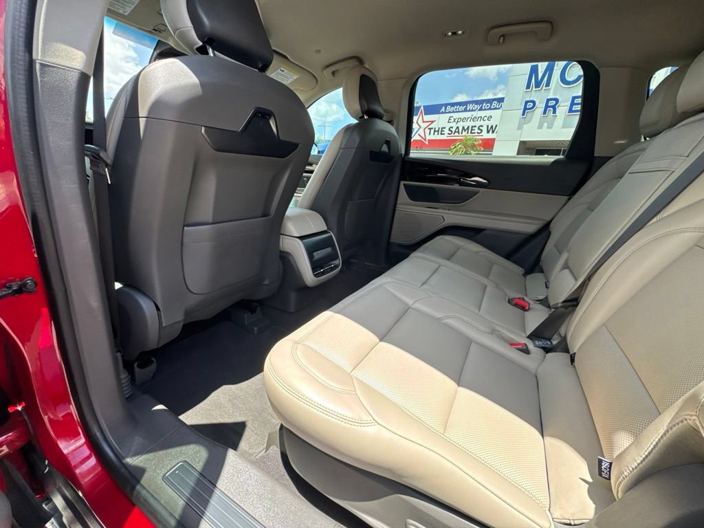 Certified 2024 Lincoln Nautilus Premier AWD/4WD image 18