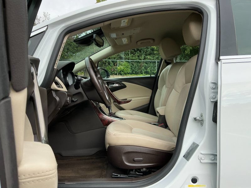 Used 2015 Buick Verano Convenience FWD image 9