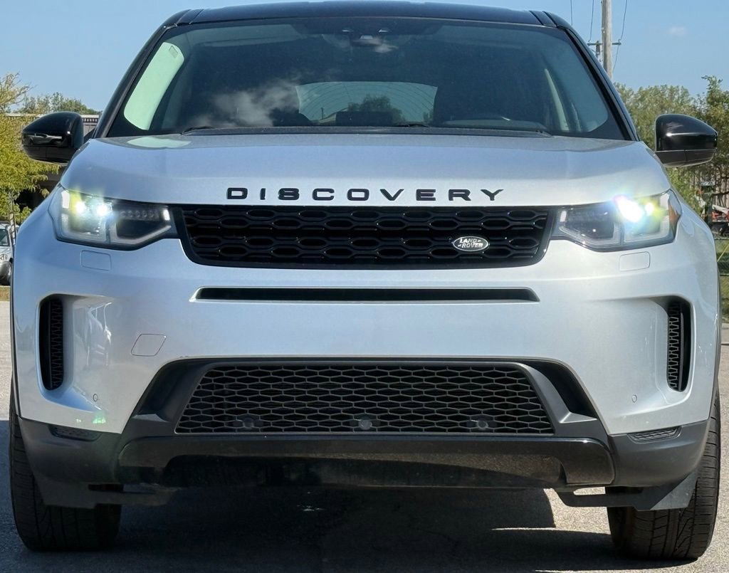 Used 2020 Land Rover Discovery Sport SE image 9