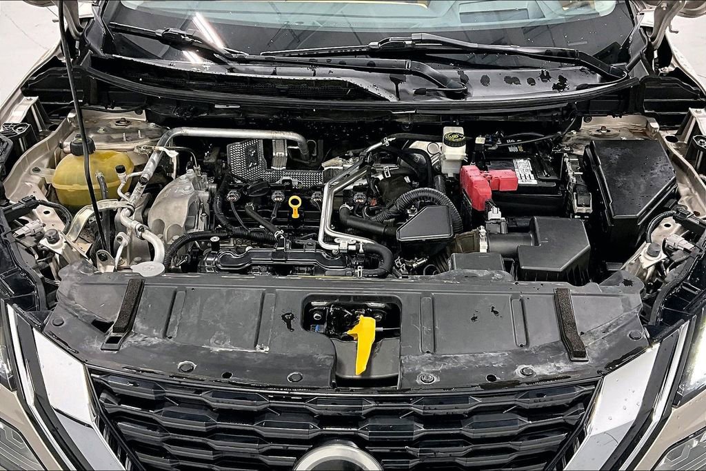 Used 2021 Nissan Rogue Platinum AWD/4WD image 12