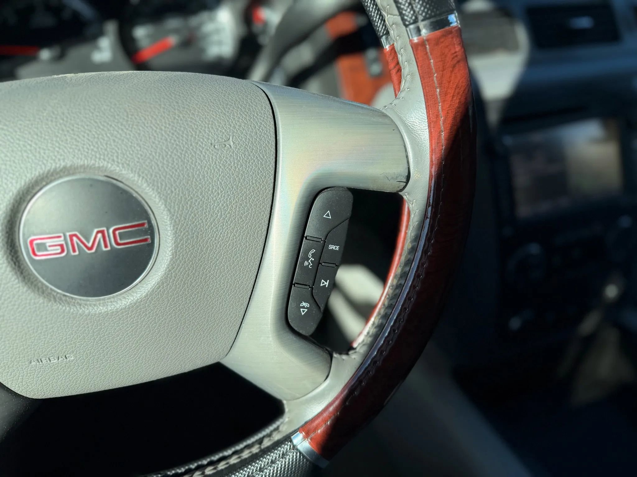 Used 2013 GMC Sierra 1500 SLT w/ SLT Convenience Package image 35