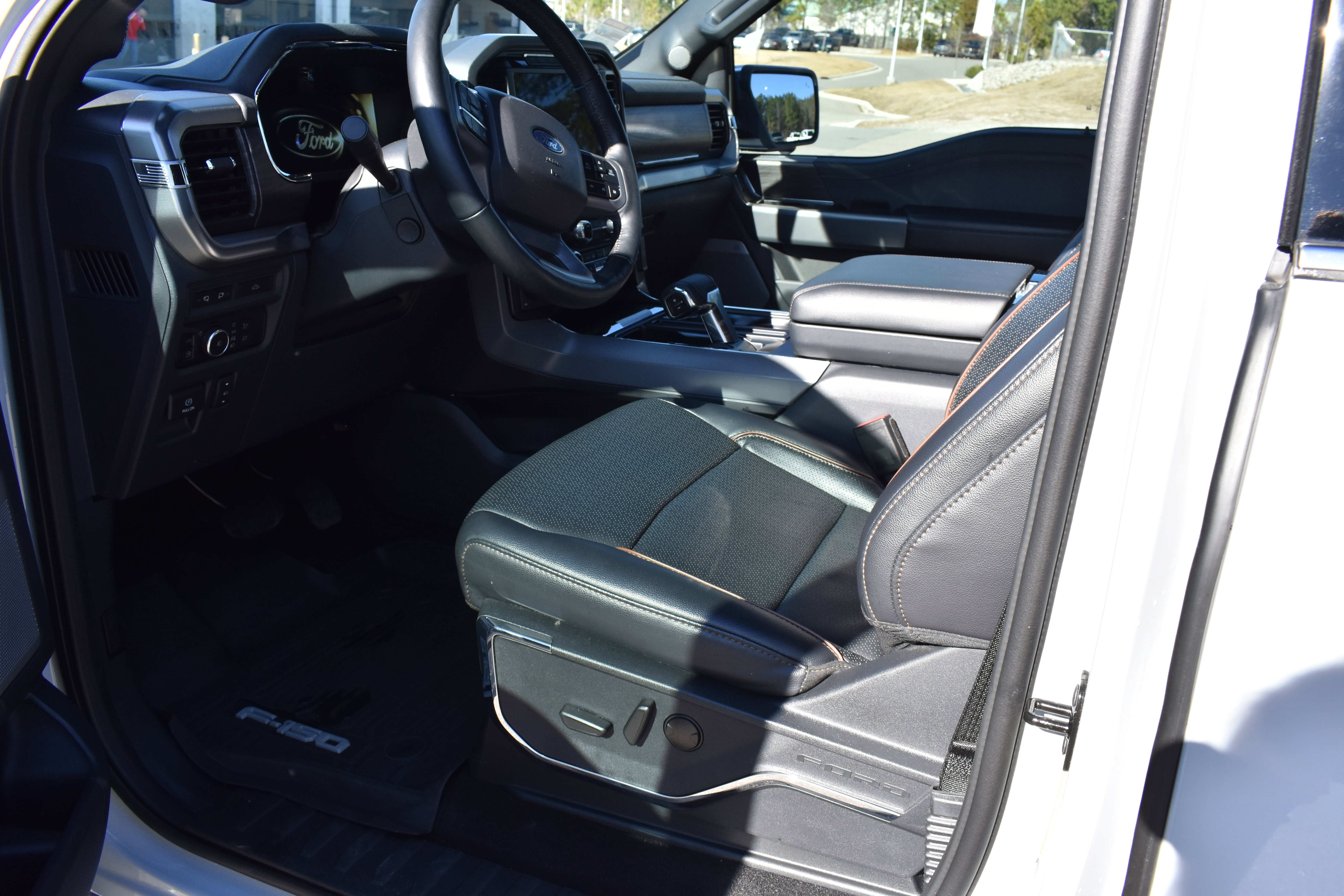 Used 2024 Ford F150 Lariat w/ Bed Utility Package image 12