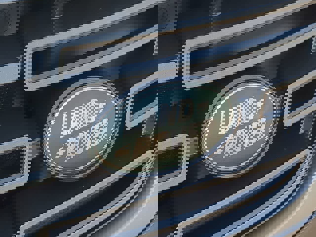 Used 2026 Land Rover Range Rover Velar S image 11