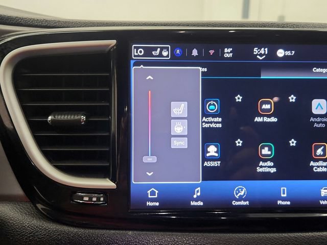 Used 2025 Chrysler Pacifica Select FWD image 39