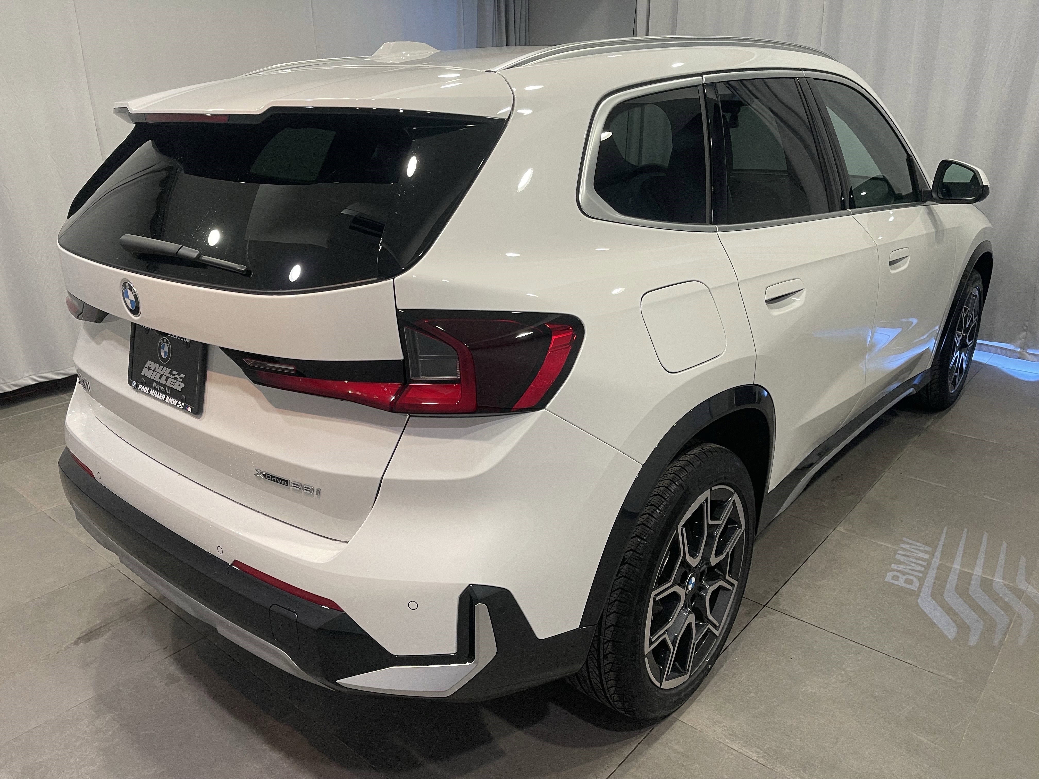 New 2026 BMW X1 xDrive28i w/ Convenience Package AWD/4WD image 6