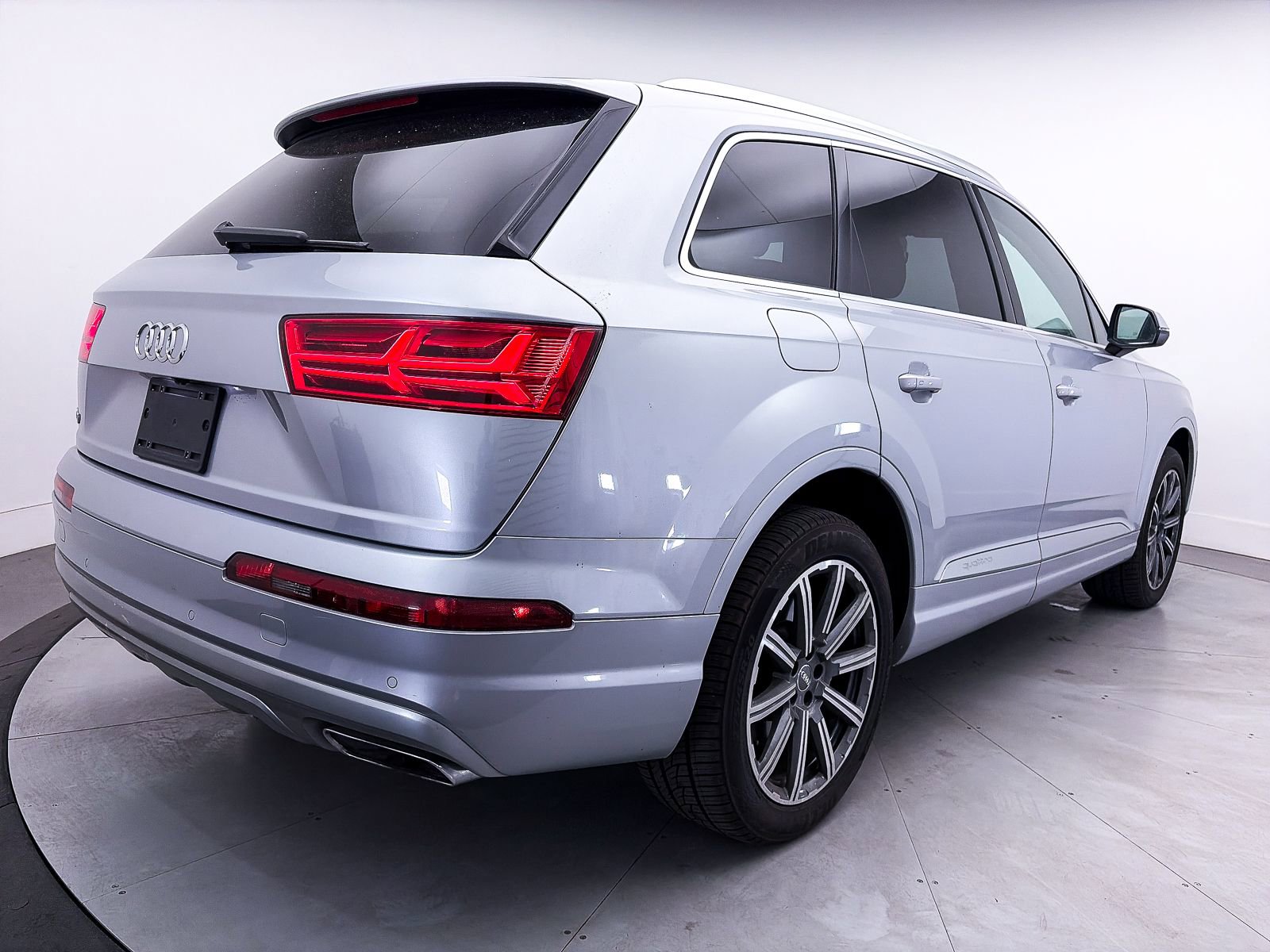 Used 2019 Audi Q7 2.0T Premium Plus w/ Premium Plus Package image 17