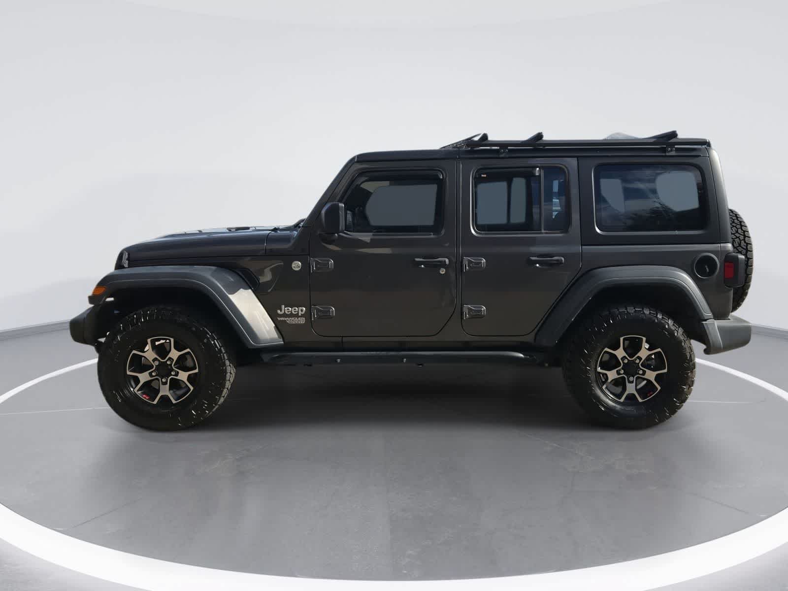 Used 2018 Jeep Wrangler Unlimited Sport AWD/4WD image 5