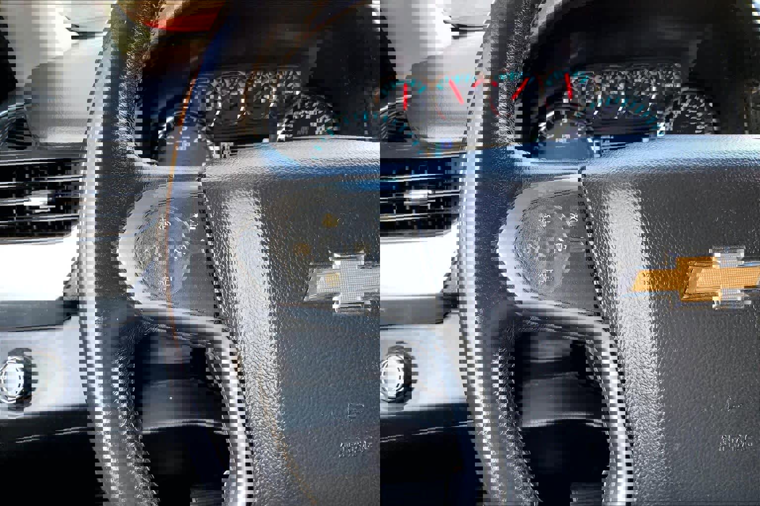 Used 2016 Chevrolet Suburban LT image 22