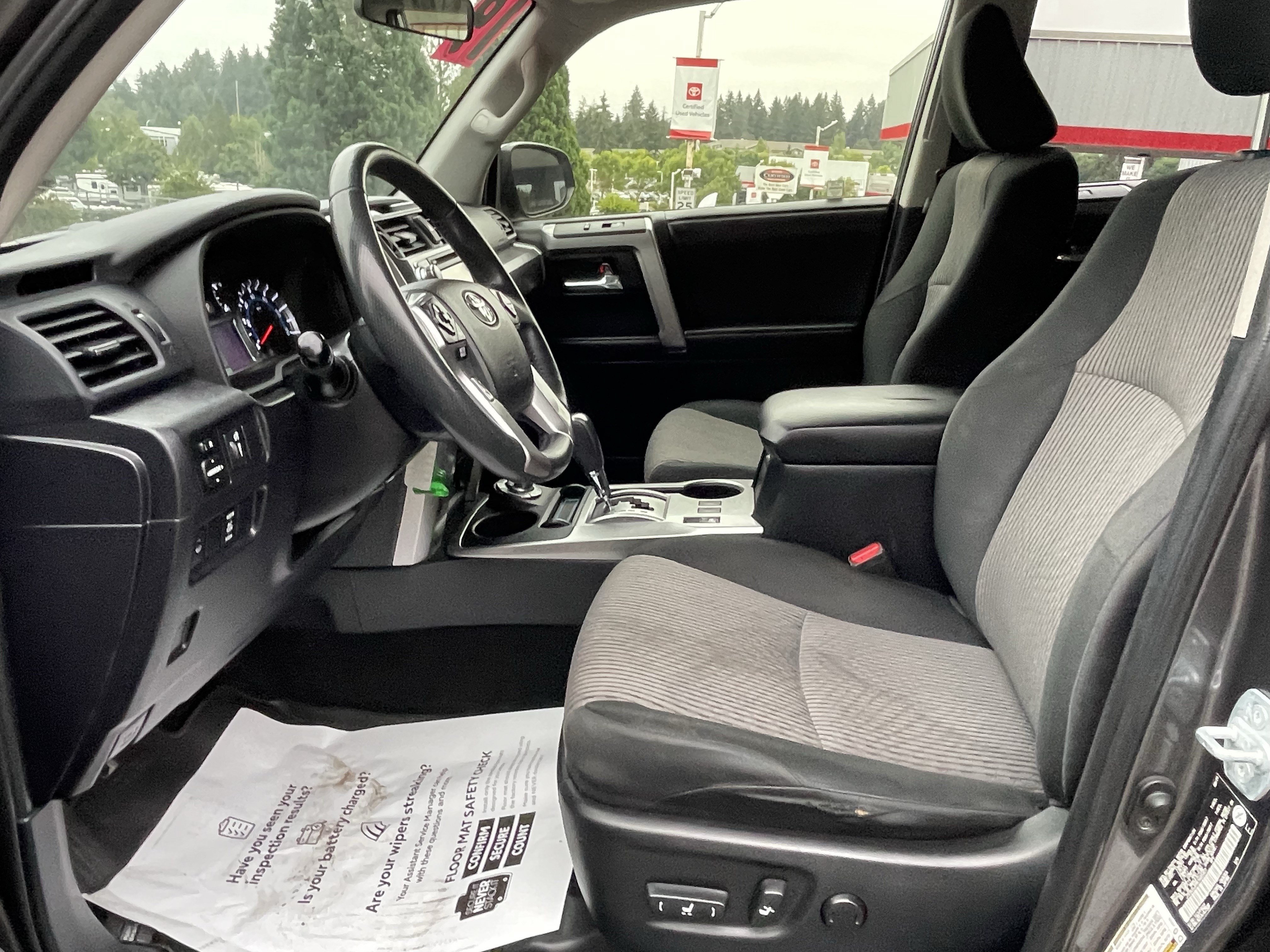 Certified 2019 Toyota 4Runner SR5 AWD/4WD image 12
