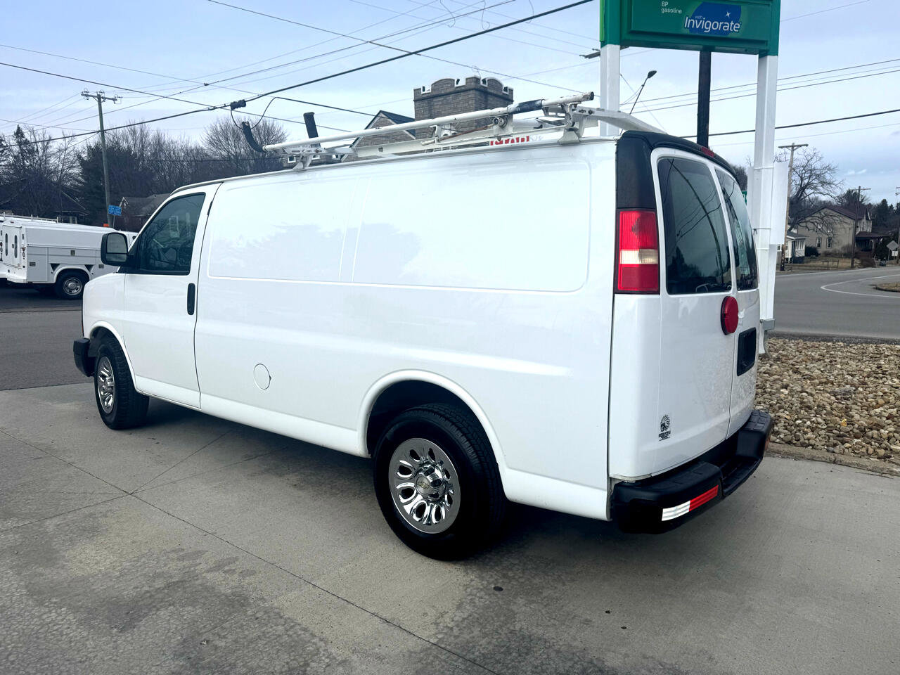 Used 2014 Chevrolet Express 1500 image 3