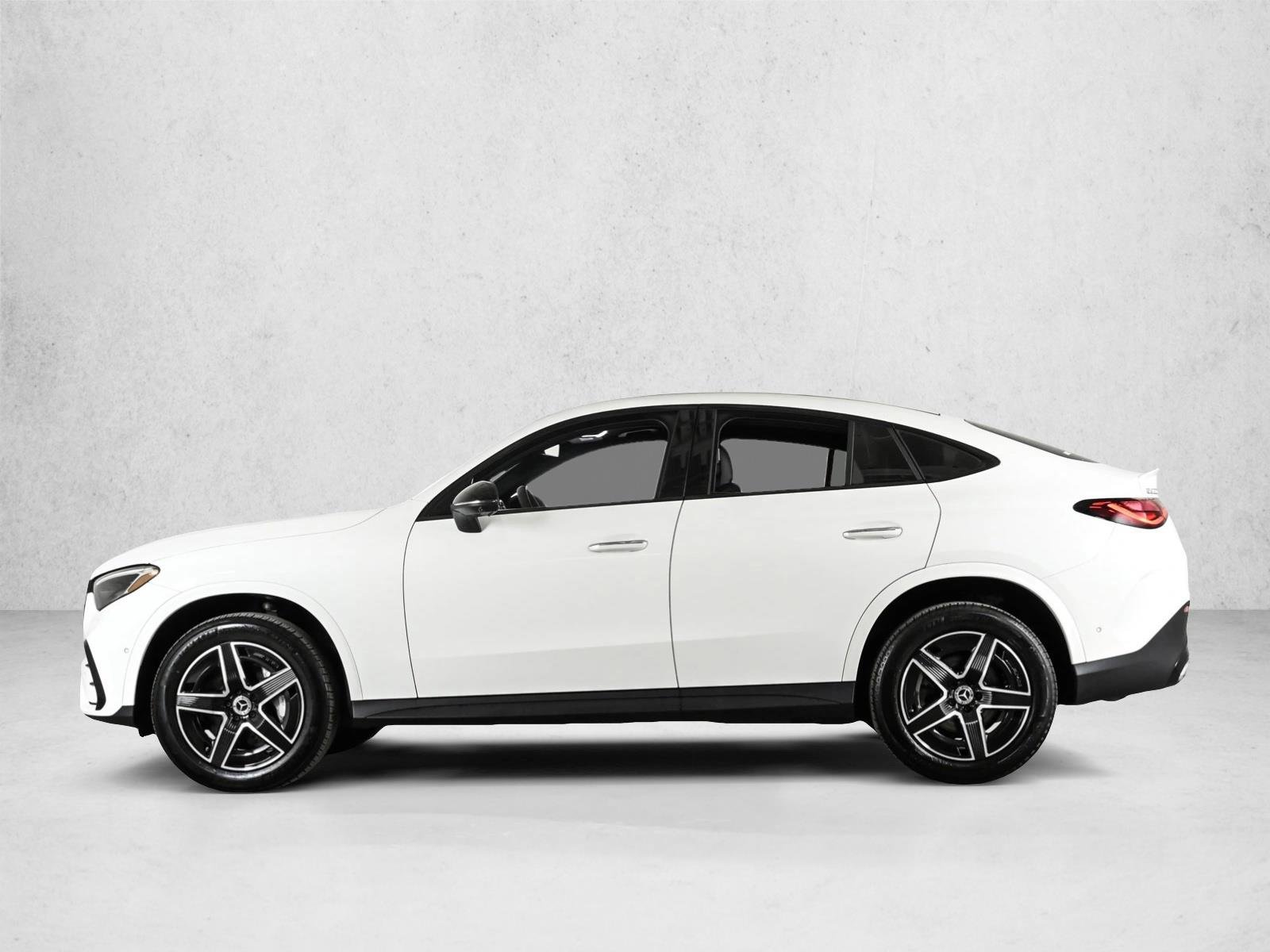 Certified 2025 Mercedes-Benz GLC 300 4MATIC w/ AMG Line image 9