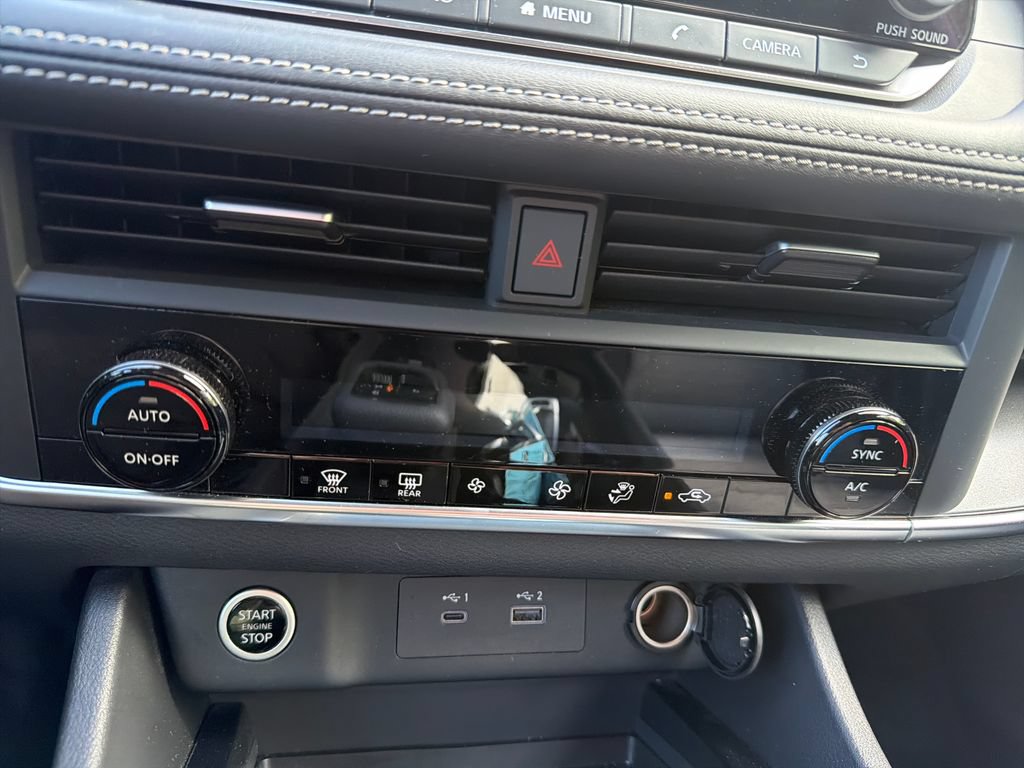 Used 2023 Nissan Rogue SV AWD/4WD image 11