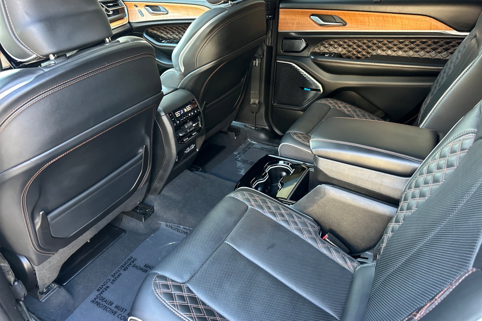 Used 2023 Jeep Grand Cherokee L Summit image 14