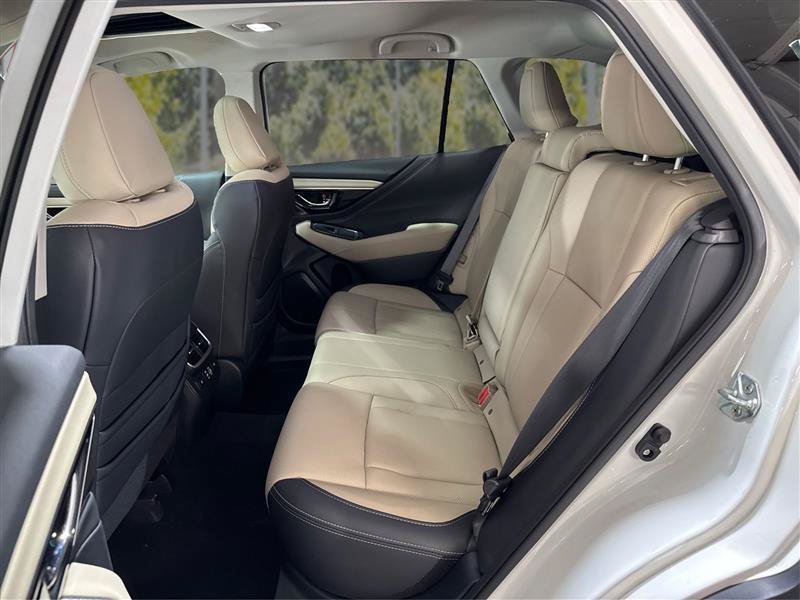 Used 2024 Subaru Outback Limited AWD/4WD image 10