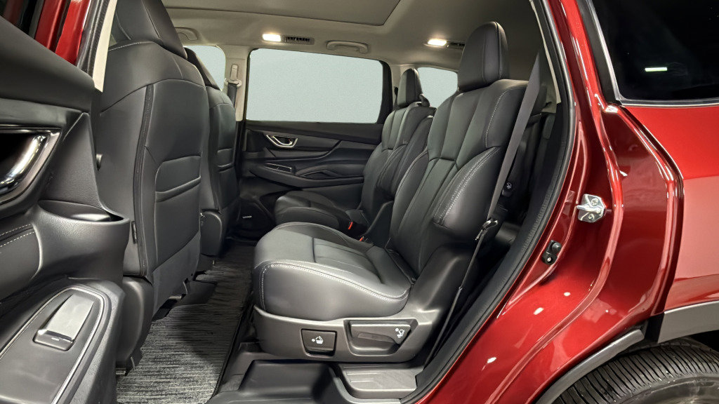New 2026 Subaru Ascent Limited AWD/4WD image 34