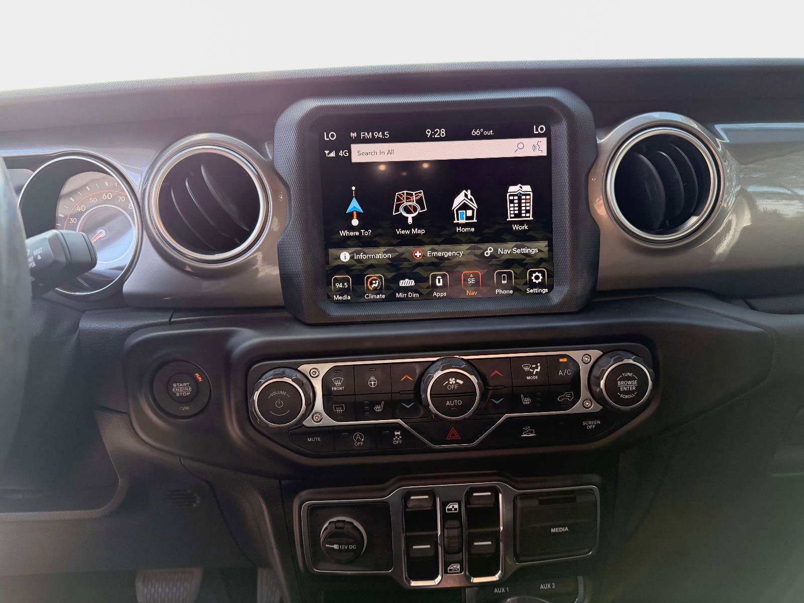 Used 2021 Jeep Wrangler Unlimited Sahara image 14