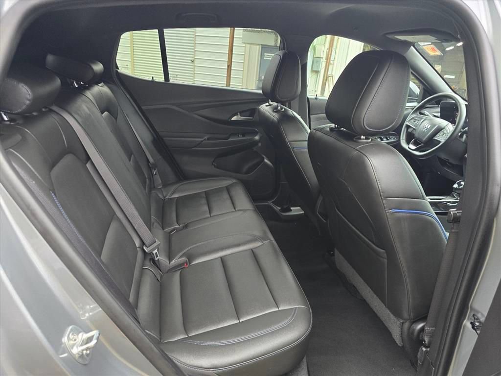 Used 2025 Buick Envista Sport Touring FWD image 15