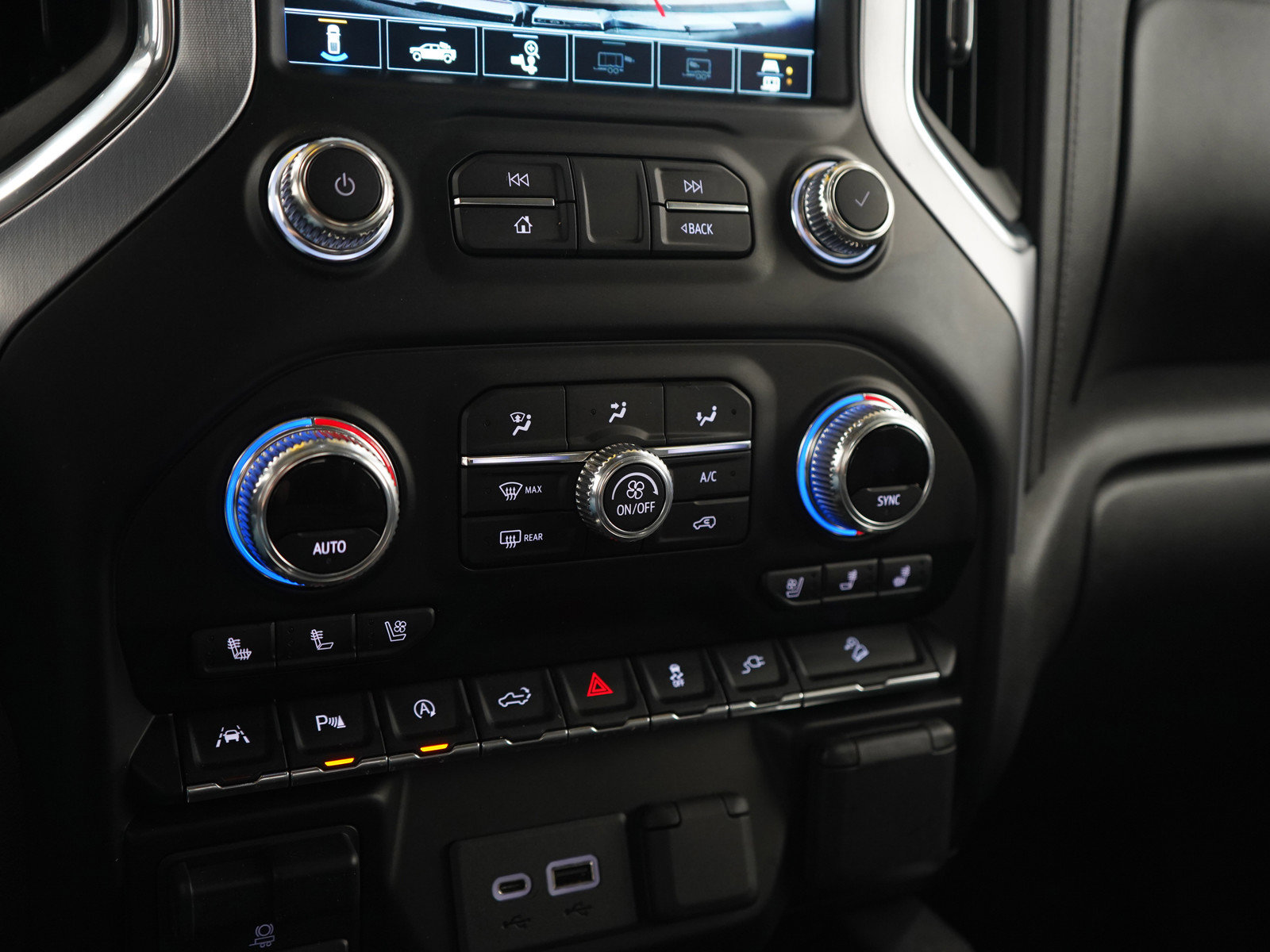 Used 2020 GMC Sierra 1500 SLT w/ SLT Premium Plus Package AWD/4WD image 21